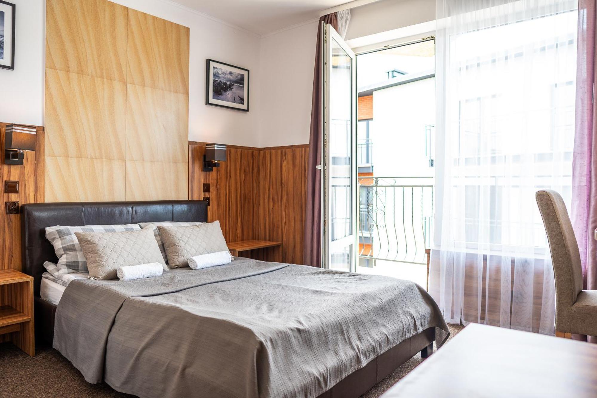 Max Apartamenty - Pokoje - Domki - Restauracja - Basen Mielno  Exterior foto
